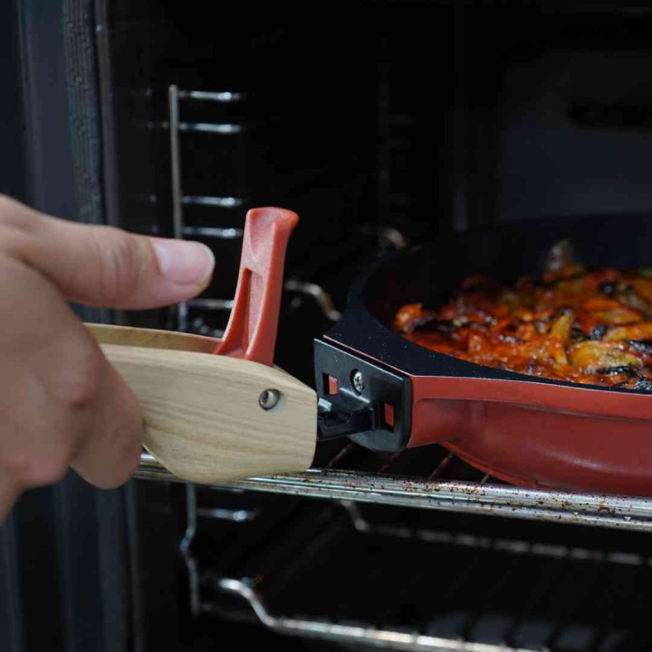 Manico Rimovibile per Incredibili Padelle e Pentole COOKUT | Senza PTFE