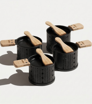 SET RACLETTE A LUME DI CANDELA PER 4