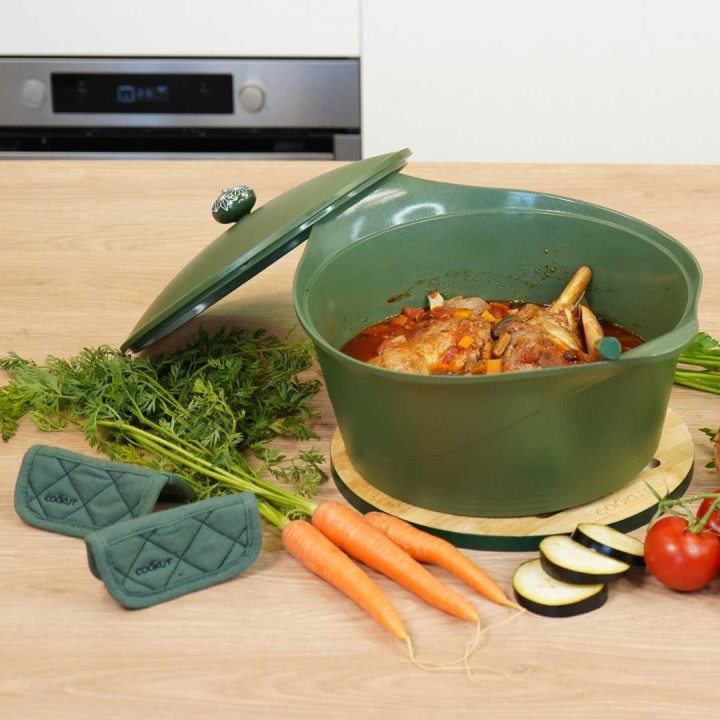 Pair of Oven Mitts for the Incredible Cocotte | COOKUT