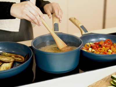 Comment nettoyer et entretenir mes poêles et casseroles ?